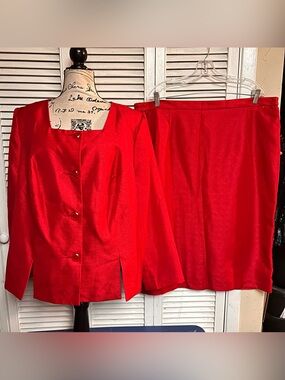 New with tags Danillo Plus Size Skirt Suit Size 18W